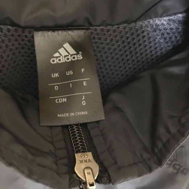 adidas(アディダス)のadidas ウインドブレーカー 最終値下げ メンズのジャケット/アウター(ナイロンジャケット)の商品写真
