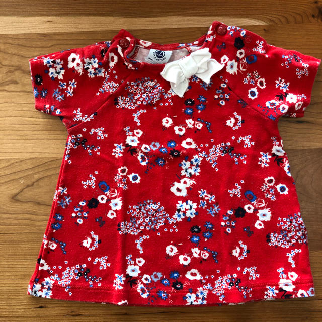 PETIT BATEAU(プチバトー)のプチバトー petit bateau 24m 90 女の子 Tシャツ トップス キッズ/ベビー/マタニティのベビー服(~85cm)(Ｔシャツ)の商品写真