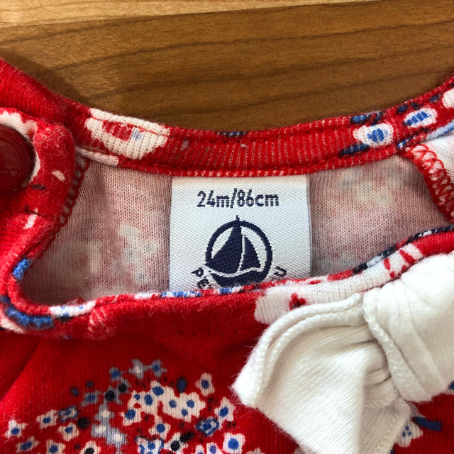 PETIT BATEAU(プチバトー)のプチバトー petit bateau 24m 90 女の子 Tシャツ トップス キッズ/ベビー/マタニティのベビー服(~85cm)(Ｔシャツ)の商品写真