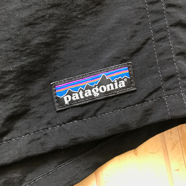 patagonia(パタゴニア)のパタゴニア patagonia バギー ショーツ ブラック Lサイズ メンズのパンツ(ショートパンツ)の商品写真