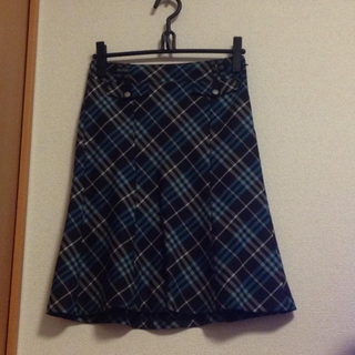 バーバリー(BURBERRY)のバーバリー☆冬物スカート定価2万円(ひざ丈スカート)