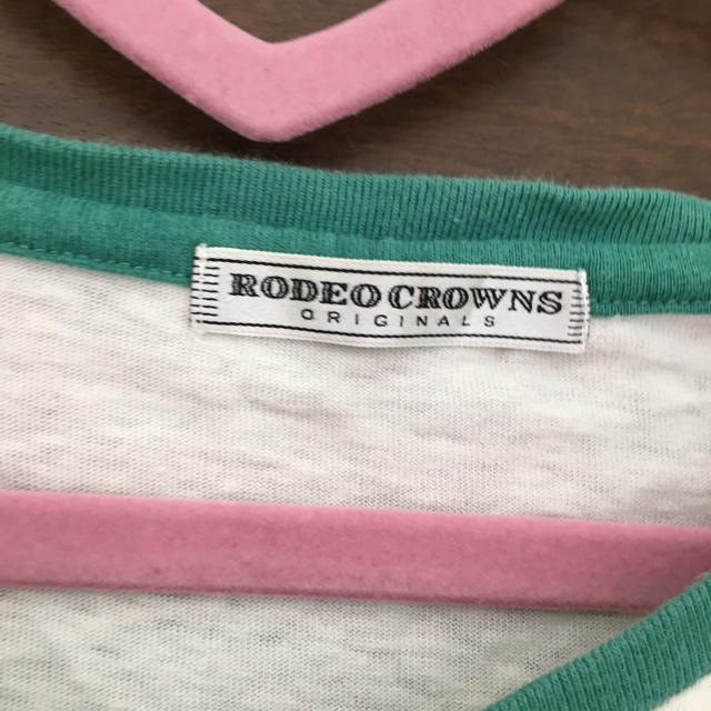 RODEO CROWNS(ロデオクラウンズ)のロデオクラウンズ Tシャツ 春 レディースのトップス(Tシャツ(長袖/七分))の商品写真