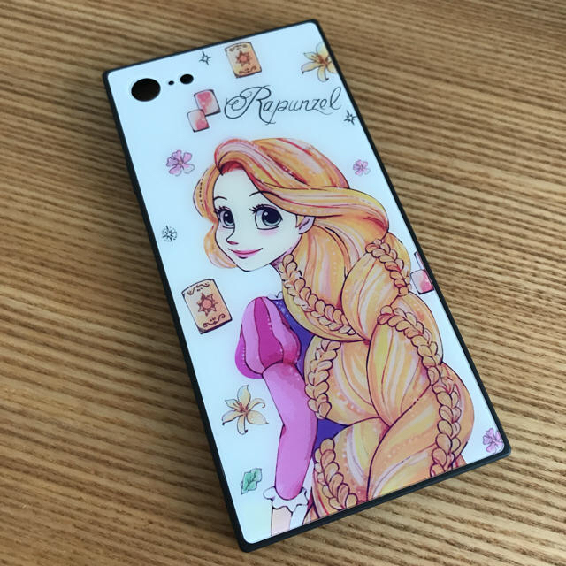 Disney(ディズニー)の《新品未使用》ラプンツェル🌸iPhoneケース スマホ/家電/カメラのスマホアクセサリー(iPhoneケース)の商品写真