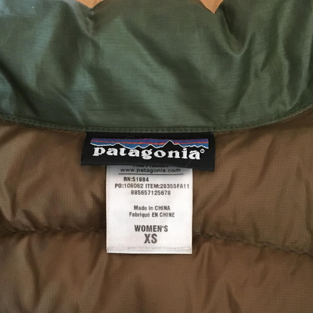 patagonia(パタゴニア)のかっちゃん様専用 patagonia  ダウン レディース xs レディースのジャケット/アウター(ダウンジャケット)の商品写真