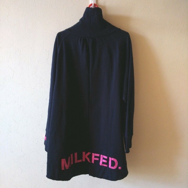 MILKFED.(ミルクフェド)のミルクフェド  ハイネック ロング丈スウェット レディースのトップス(トレーナー/スウェット)の商品写真