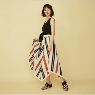 ムルーア(MURUA)の大人気、完売商品 MURUA イヘレムスカート(ロングスカート)