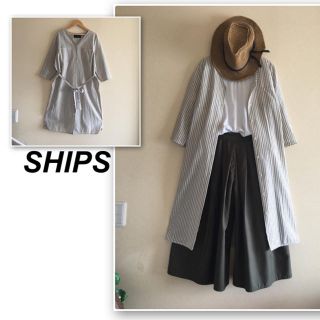 シップス(SHIPS)のシップス✨ベージュストライプのシャツワンピ(ひざ丈ワンピース)