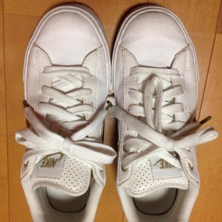 ナイキ(NIKE)のNIKE ナイキ スニーカー(スニーカー)