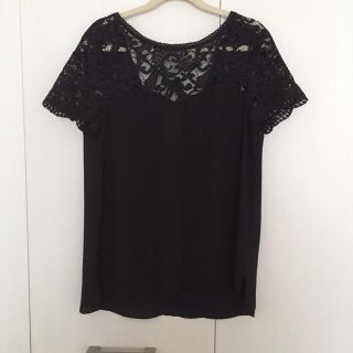 ザラ(ZARA)の【未使用】ZARA レーストップス 黒 サイズL(シャツ/ブラウス(半袖/袖なし))