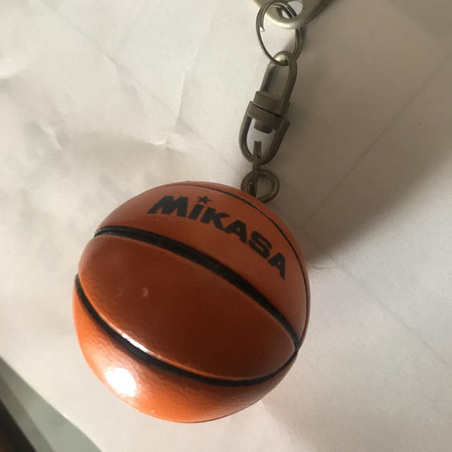 MIKASA(ミカサ)のミカサ バスケットボール キーホルダー スポーツ/アウトドアのスポーツ/アウトドア その他(バスケットボール)の商品写真