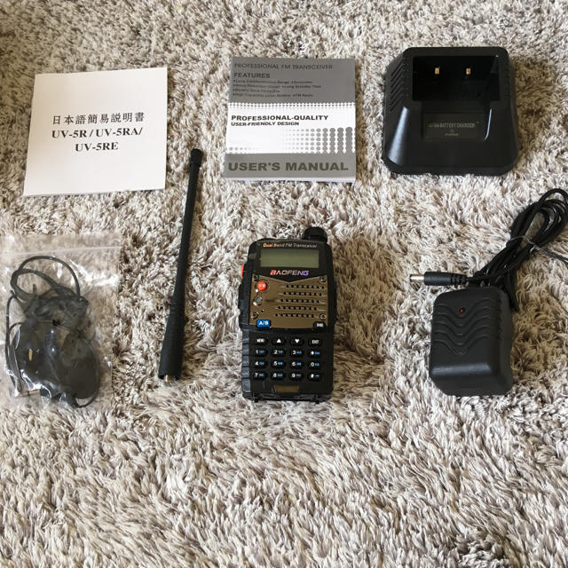 BAOFENG UV-5RA エンタメ/ホビーのテーブルゲーム/ホビー(アマチュア無線)の商品写真