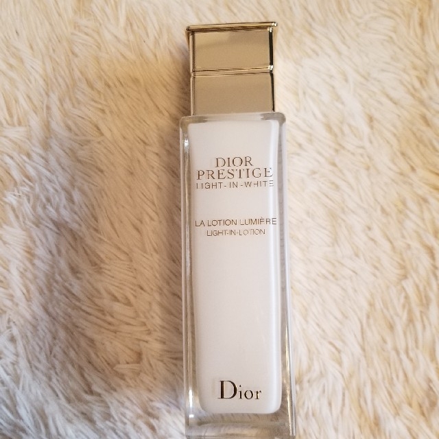 Dior(ディオール)のディオールプレステージ化粧水オマケつき　ラローションルミエール　美白化粧水 コスメ/美容のスキンケア/基礎化粧品(化粧水/ローション)の商品写真