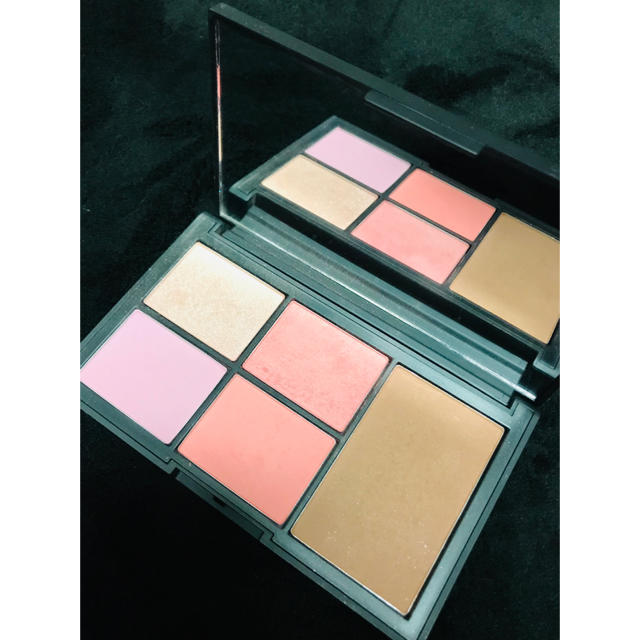 NARS(ナーズ)のNARS チーク ハイライト ブロンザー パレット コスメ/美容のベースメイク/化粧品(チーク)の商品写真