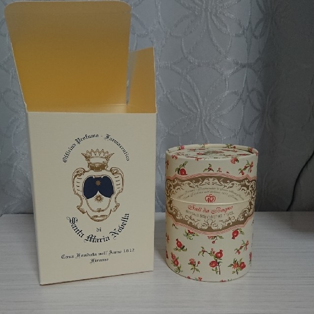 Santa Maria Novella(サンタマリアノヴェッラ)のsanta maria novella サンタ マリア  ノヴェッラ バスソルト コスメ/美容のボディケア(入浴剤/バスソルト)の商品写真