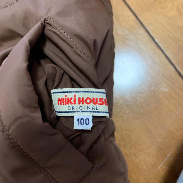 mikihouse(ミキハウス)のミキハウス リバーシブルダウンベスト100cm キッズ/ベビー/マタニティのキッズ服男の子用(90cm~)(ジャケット/上着)の商品写真