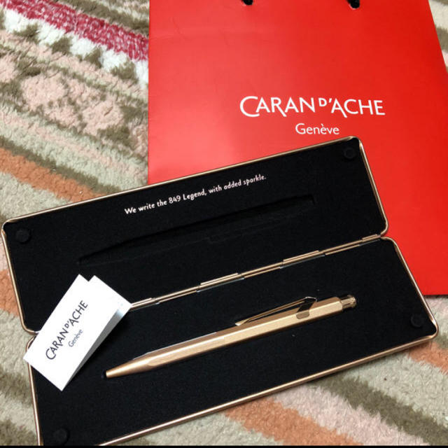 CARAN d'ACHE(カランダッシュ)のカランダッシュ ボールペン インテリア/住まい/日用品の文房具(ペン/マーカー)の商品写真