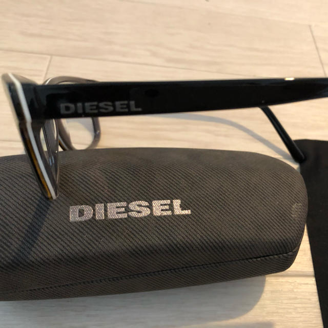 DIESEL(ディーゼル)のビィーナスさん専用 メンズのファッション小物(サングラス/メガネ)の商品写真