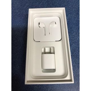 アイフォーン(iPhone)のiPhone充電器(バッテリー/充電器)