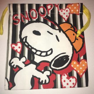 スヌーピー(SNOOPY)のスヌーピー 廃盤終売 巾着 2014 ストライプに水玉ハート撮影で開封(ポーチ)