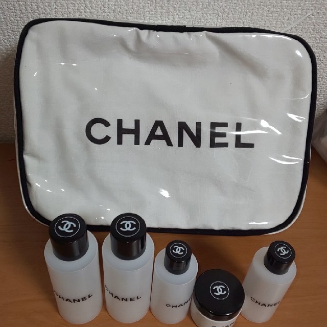 CHANEL(シャネル)のCHANELトラベルバック メンズのバッグ(トラベルバッグ/スーツケース)の商品写真