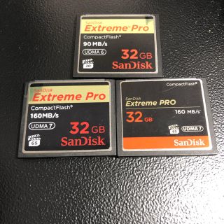 サンディスク(SanDisk)のコンパクトフラッシュ32GB（SanDisk）3枚(デジタル一眼)