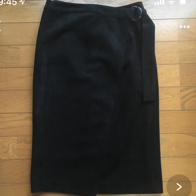STRAWBERRY-FIELDS(ストロベリーフィールズ)のストロベリーフィールズスウェードスカート&フリーズマート黒スカート レディースのスカート(ひざ丈スカート)の商品写真