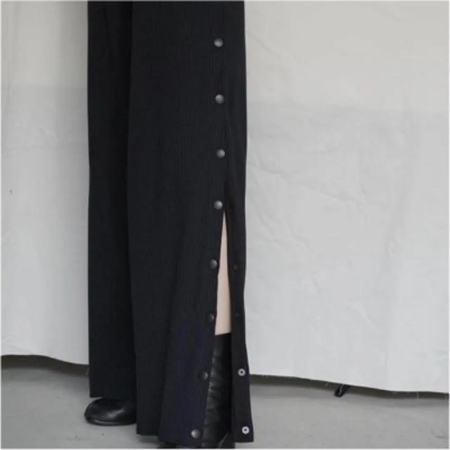 krm LONG SIDE SLT RIB PANTS