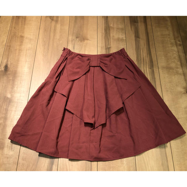 ARROW(アロー)のarrow ガーリー リボン スカート ピンク 膝上 レディースのスカート(ひざ丈スカート)の商品写真