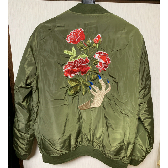 UNDERCOVER(アンダーカバー)のUNDERCOVER MA-1 刺繍ジャケット メンズのジャケット/アウター(ブルゾン)の商品写真