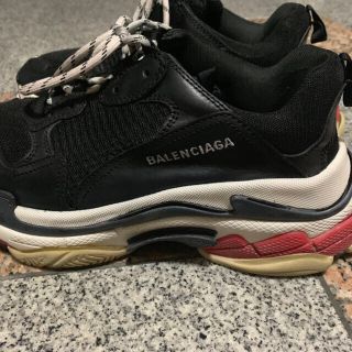 バレンシアガ(Balenciaga)のbalenciaga triple s(スニーカー)