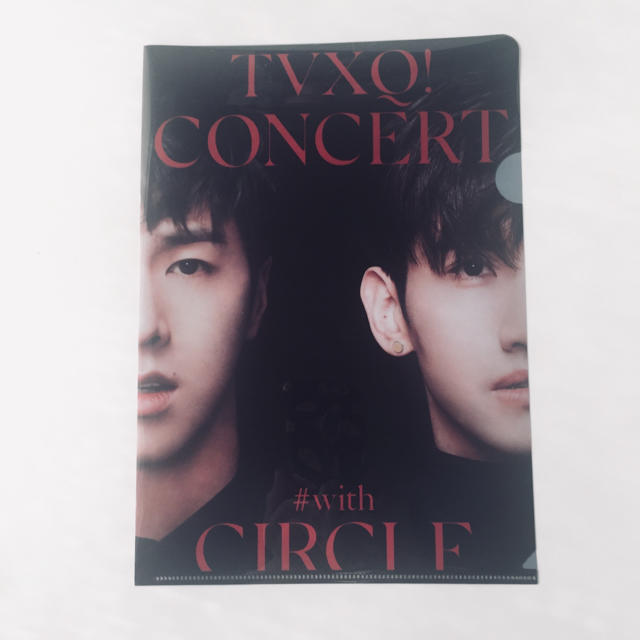 東方神起(トウホウシンキ)の東方神起 CIRCLE テイクアウトバッグ&クリアファイル エンタメ/ホビーのタレントグッズ(アイドルグッズ)の商品写真