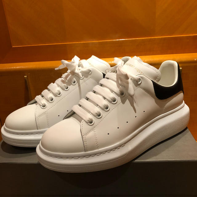 alexander mcqueen スニーカー 43