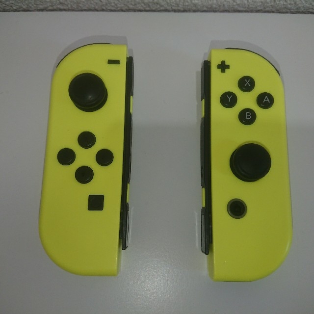 Joy-Con 右　ネオンイエロー　新品未使用