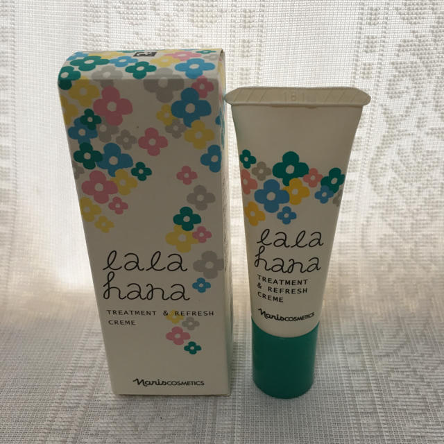 ナリス化粧品(ナリスケショウヒン)のhana lala ハナララ クリーム ユーカリ配合 花粉症に 虫刺されにも コスメ/美容のリラクゼーション(アロマグッズ)の商品写真