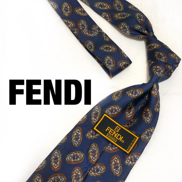 FENDI(フェンディ)の【廃盤】FENDI シルクネクタイ 剣幅9センチ 総柄 絵画 アート デザイン メンズのファッション小物(ネクタイ)の商品写真