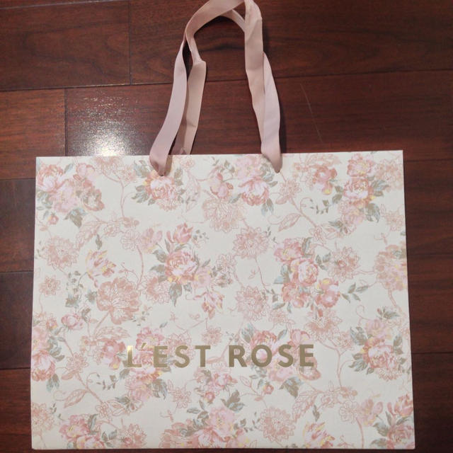 L'EST ROSE(レストローズ)のレストローズ最新ショップ袋2枚セット薔薇 レディースのバッグ(ショップ袋)の商品写真