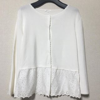 トゥービーシック(TO BE CHIC)のTO BE CHIC  オシャレなレース切り替えカーディガン  白(カーディガン)