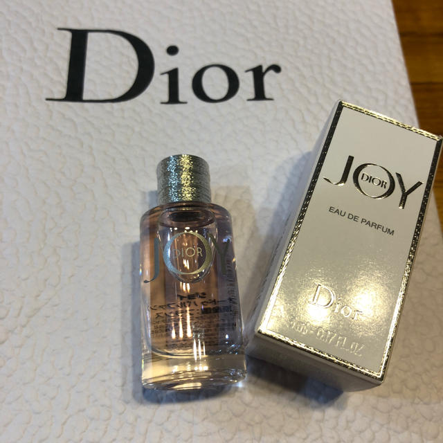 Dior(ディオール)のディオール ジョイ オードパルファン 5ml コスメ/美容の香水(香水(女性用))の商品写真