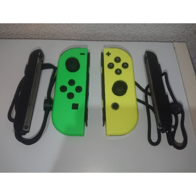 Nintendo Switch(ニンテンドースイッチ)のジョイコン グリーンL イエローR エンタメ/ホビーのゲームソフト/ゲーム機本体(その他)の商品写真