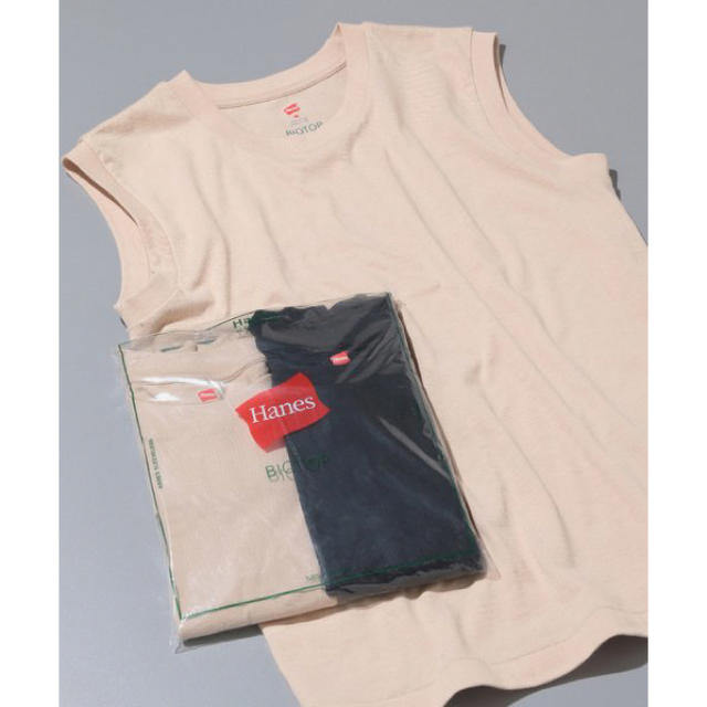 Adam et Rope'(アダムエロぺ)のHANES×biotop (ベージュ×ネイビー) レディースのトップス(Tシャツ(半袖/袖なし))の商品写真
