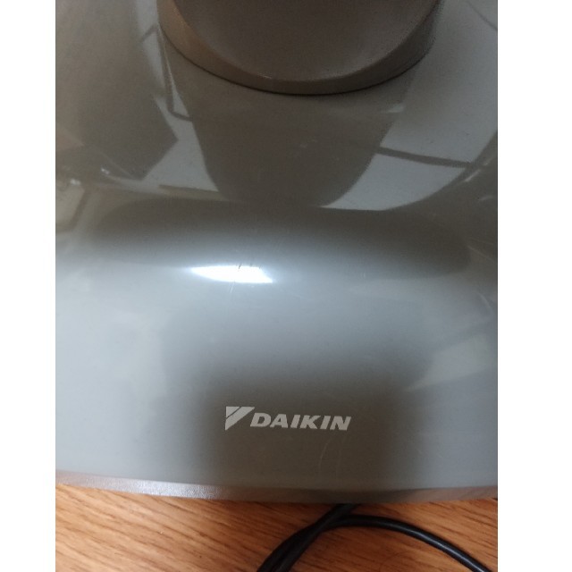 DAIKIN(ダイキン)のダイキン セラムヒート
ERFT11NS 遠赤外線暖房 スマホ/家電/カメラの冷暖房/空調(電気ヒーター)の商品写真