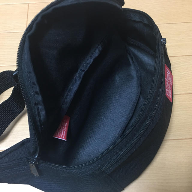 Manhattan Portage(マンハッタンポーテージ)のAIIeycat Waist Bag 〈 Manhattan Portage 〉 レディースのバッグ(ボディバッグ/ウエストポーチ)の商品写真