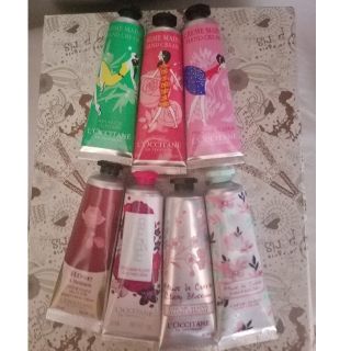 ロクシタン(L'OCCITANE)のピオニーフェアリー(限定パッケージ)(ハンドクリーム)