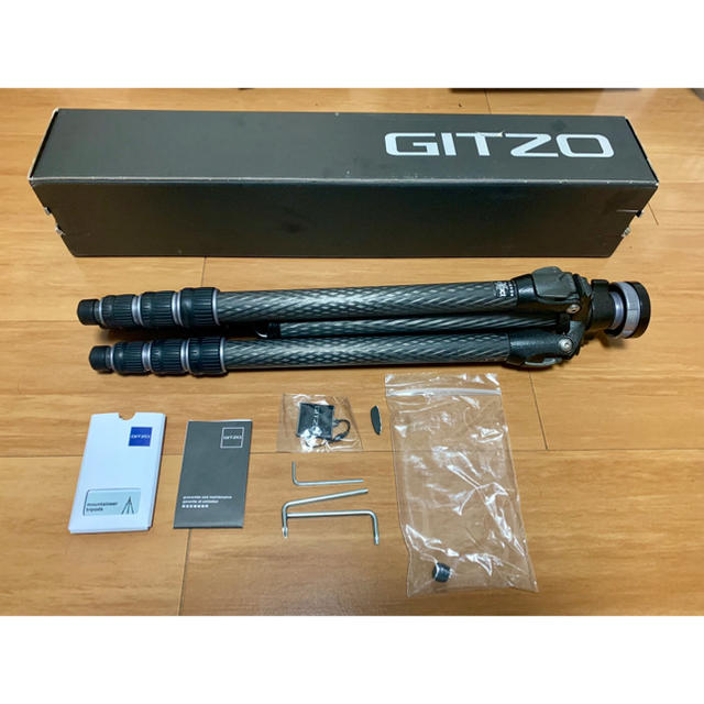 Manfrotto(マンフロット)のGITZO GT 2542 付属品あり takutakutakuさん専用 スマホ/家電/カメラのカメラ(デジタル一眼)の商品写真