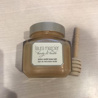 ローラメルシエ(laura mercier)のローラメルシエ シャワーバス アンバーバニラ(バスグッズ)