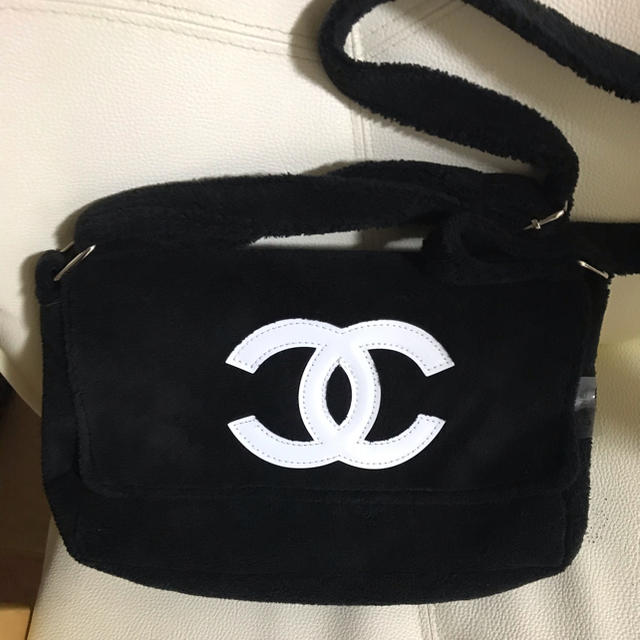 CHANEL(シャネル)のCHANEL ノベルティー バック メンズのバッグ(ショルダーバッグ)の商品写真