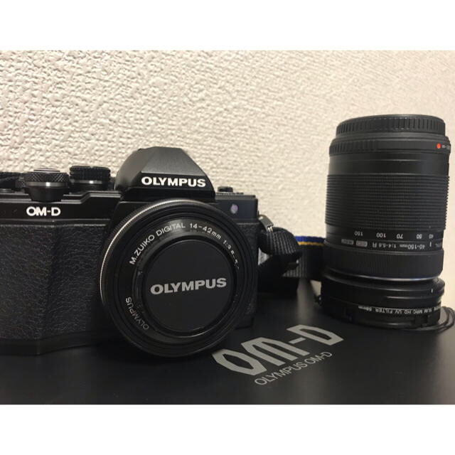 OLYMPUS(オリンパス)の美品【OMD】E-M10Mark2 ダブルレンズキット スマホ/家電/カメラのカメラ(ミラーレス一眼)の商品写真