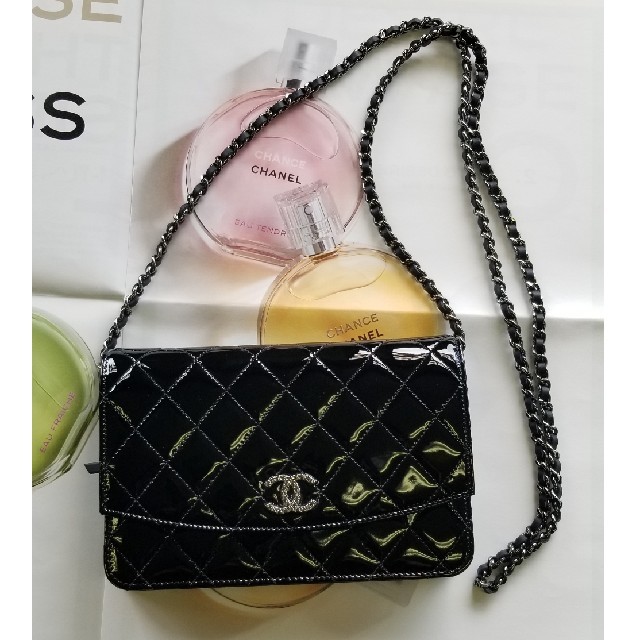 新品未使用シャネル CHANEL チェーンウォレット ショルダーバッグ 長