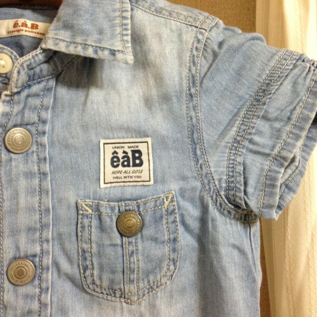 e.a.B(エーアーベー)のeabデニムワンピース キッズ/ベビー/マタニティのキッズ服女の子用(90cm~)(その他)の商品写真