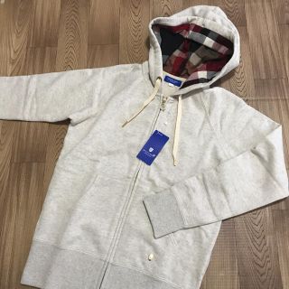 バーバリーブルーレーベル(BURBERRY BLUE LABEL)の新品 クレストブリッジ ☆パーカー(パーカー)